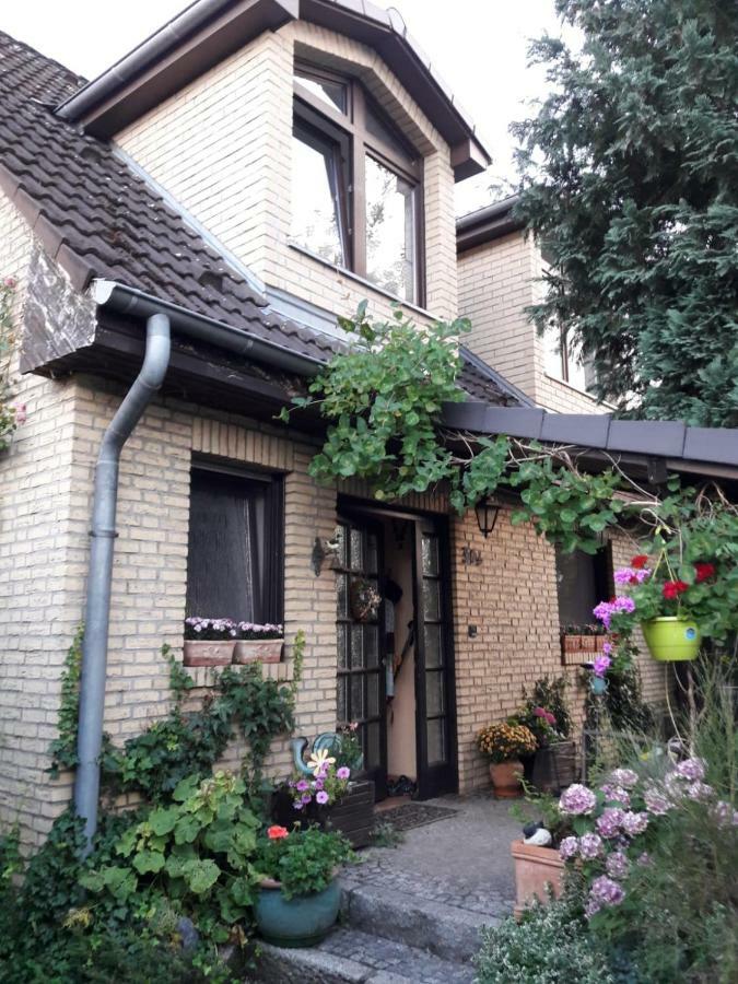 Mijo'S Apartment Берлин Екстериор снимка