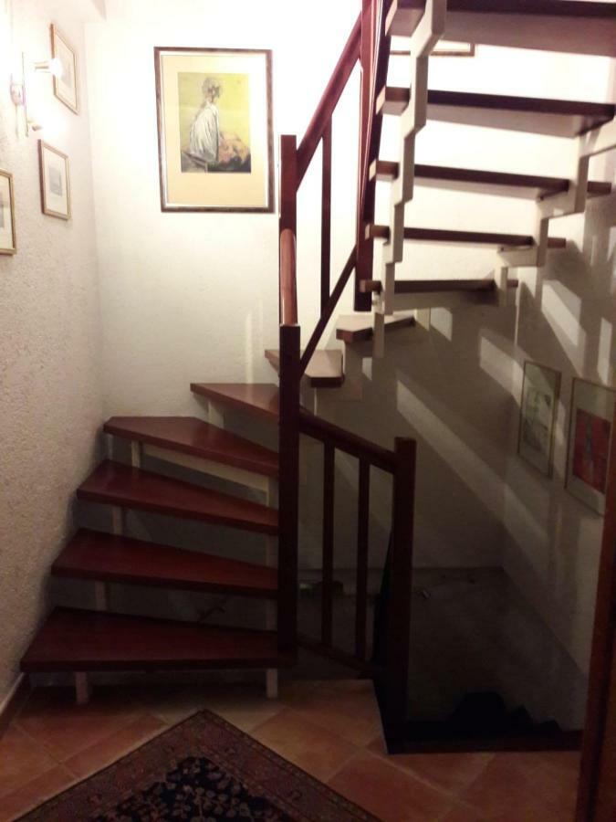 Mijo'S Apartment Берлин Екстериор снимка